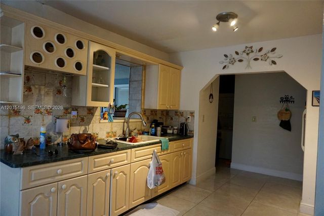 19680 SW 121st Ave, Miami, FL 33177