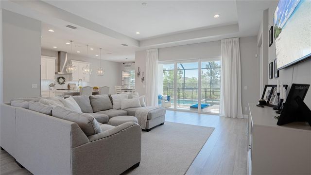 6172 LUNGO LAGO DRIVE, Sarasota, FL 34241