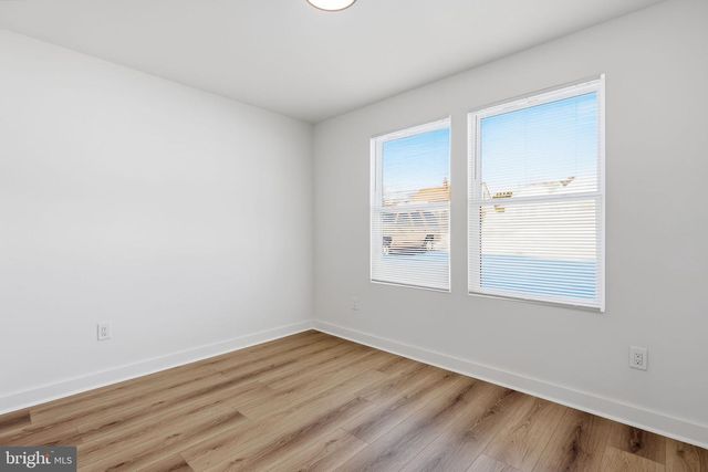 29 ROCKY POOL LN, Levittown, PA 19055