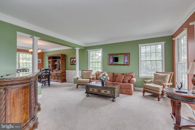 13 STONEYBROOK CT, Columbus, NJ 08022