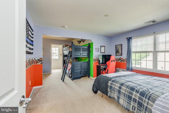 13 STONEYBROOK CT, Columbus, NJ 08022