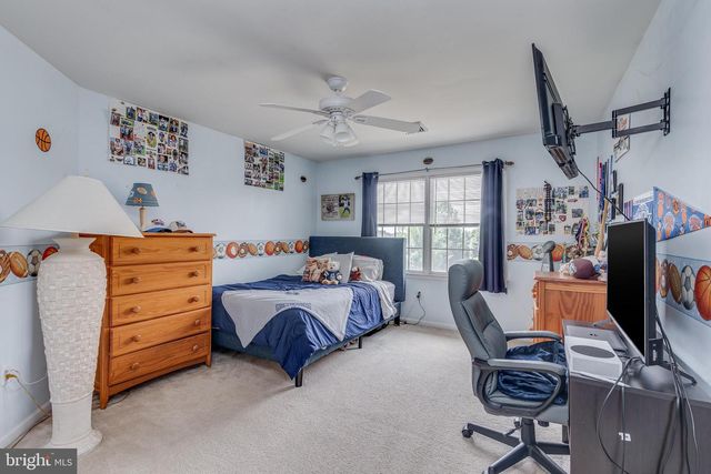 13 STONEYBROOK CT, Columbus, NJ 08022