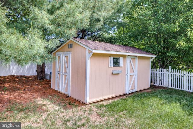 13 STONEYBROOK CT, Columbus, NJ 08022