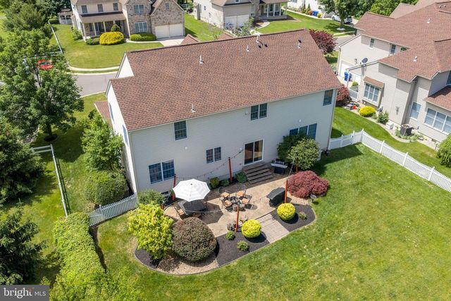 13 STONEYBROOK CT, Columbus, NJ 08022