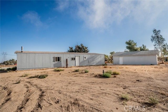 6525 Lindero, Phelan, CA 92371