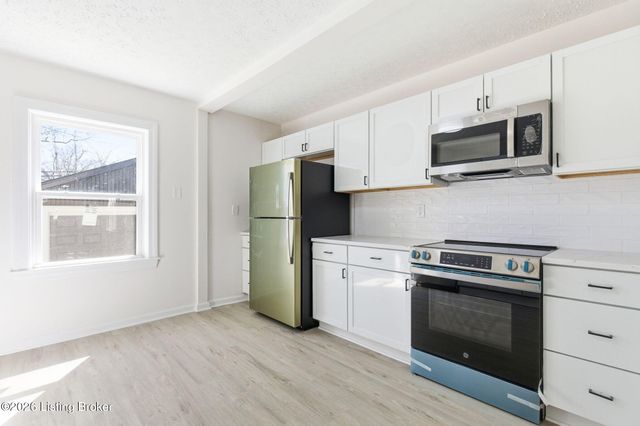 5713 Southern Pkwy, Louisville, KY 40214