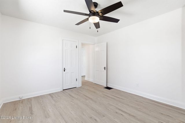 5713 Southern Pkwy, Louisville, KY 40214