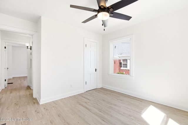 5713 Southern Pkwy, Louisville, KY 40214