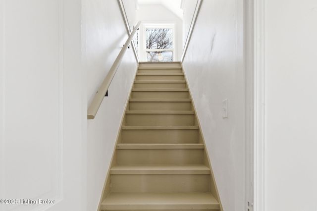 5713 Southern Pkwy, Louisville, KY 40214