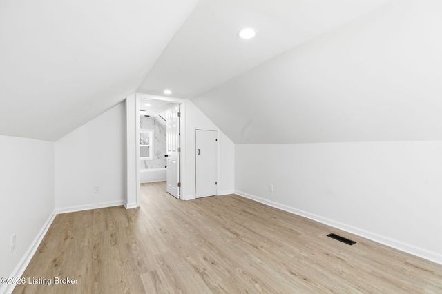 5713 Southern Pkwy, Louisville, KY 40214