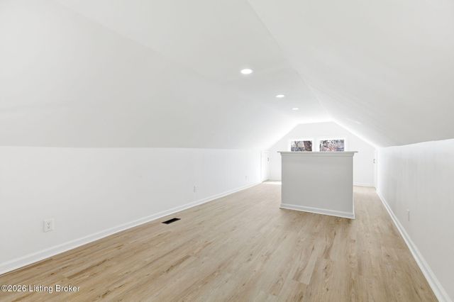 5713 Southern Pkwy, Louisville, KY 40214