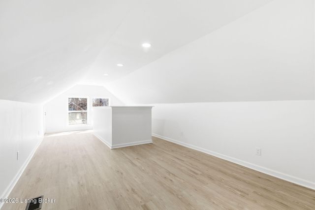 5713 Southern Pkwy, Louisville, KY 40214