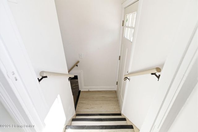 5713 Southern Pkwy, Louisville, KY 40214