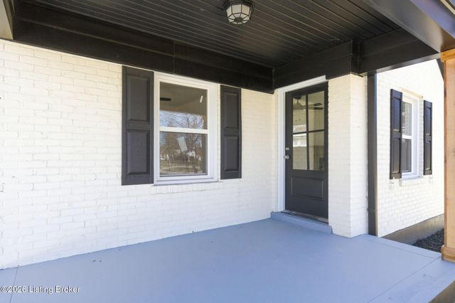 5713 Southern Pkwy, Louisville, KY 40214