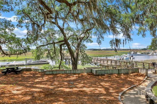 109 Grays Creek Court, Savannah, GA 31410