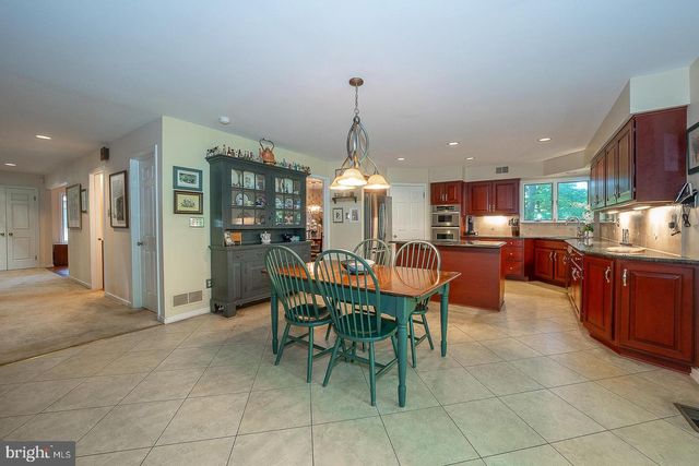2101 QUAIL RIDGE DR, Paoli, PA 19301