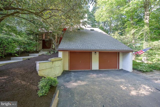 2101 QUAIL RIDGE DR, Paoli, PA 19301