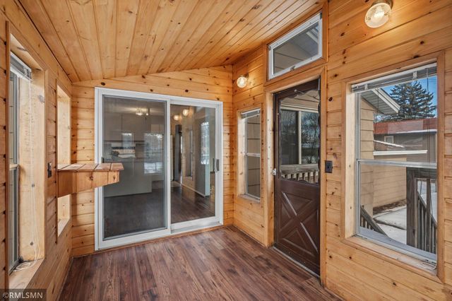 5209 77th Avenue N, Brooklyn Park, MN 55443