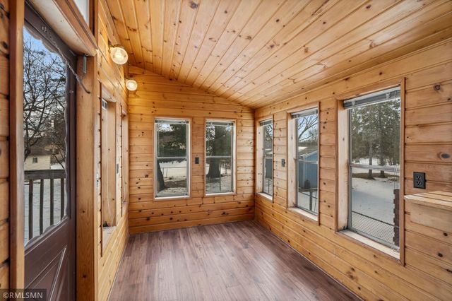 5209 77th Avenue N, Brooklyn Park, MN 55443