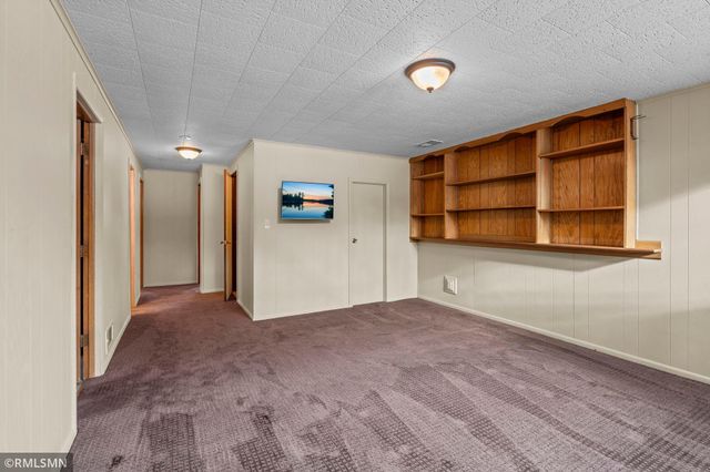 5209 77th Avenue N, Brooklyn Park, MN 55443