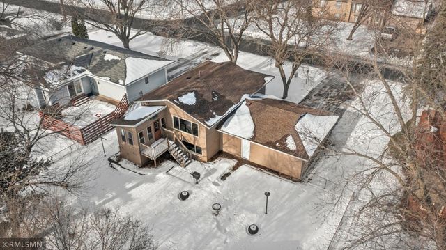 5209 77th Avenue N, Brooklyn Park, MN 55443