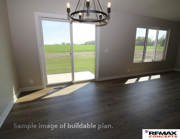 6920 N 8th Street, Lincoln, NE 68521