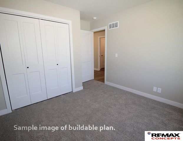 6920 N 8th Street, Lincoln, NE 68521