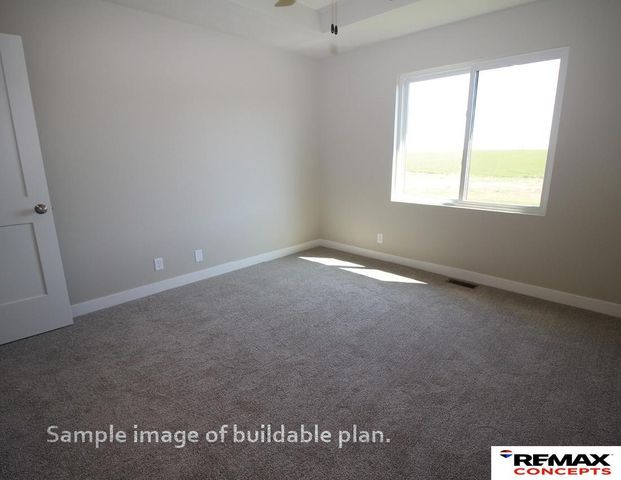 6920 N 8th Street, Lincoln, NE 68521