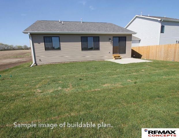 6920 N 8th Street, Lincoln, NE 68521