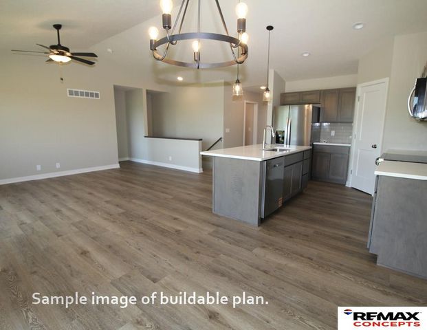 6920 N 8th Street, Lincoln, NE 68521