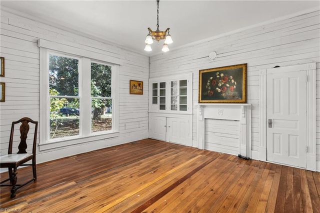 200 Albright Avenue, Graham, NC 27253