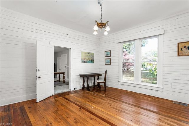 200 Albright Avenue, Graham, NC 27253