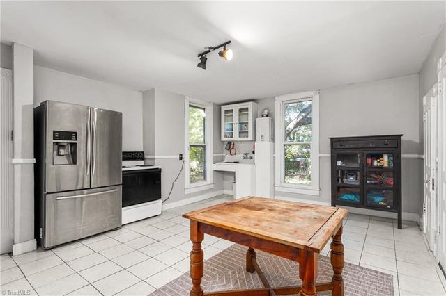 200 Albright Avenue, Graham, NC 27253