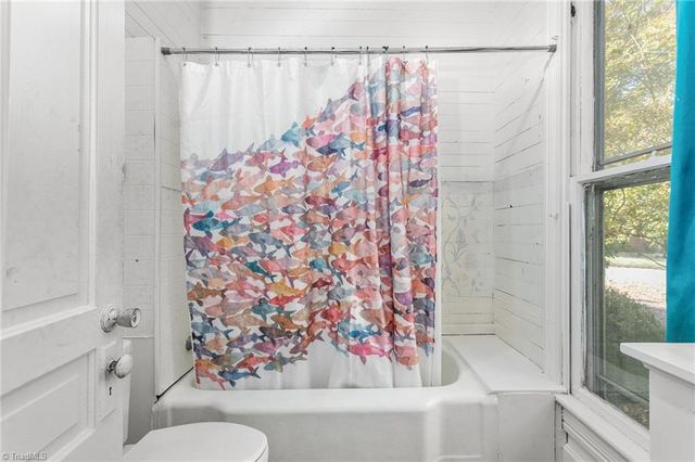 200 Albright Avenue, Graham, NC 27253