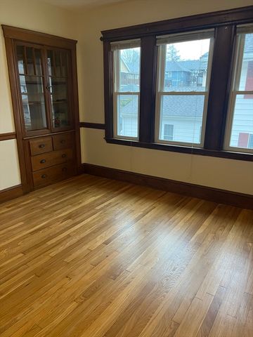 91 Landseer St 2, Boston, MA 02132