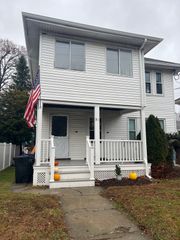 91 Landseer St 2, Boston, MA 02132