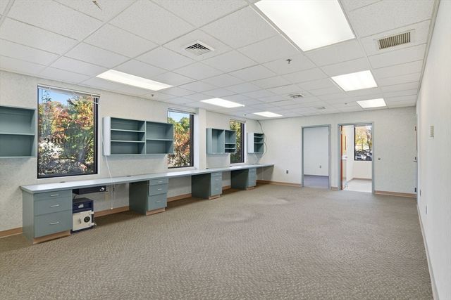 294 N Main St, East Longmeadow, MA 01028