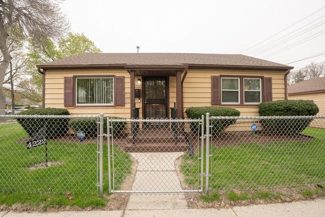 4222 Hope AVENUE, Milwaukee, WI 53216