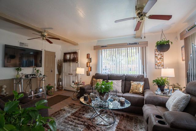 4222 Hope AVENUE, Milwaukee, WI 53216