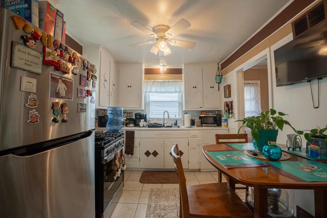 4222 Hope AVENUE, Milwaukee, WI 53216