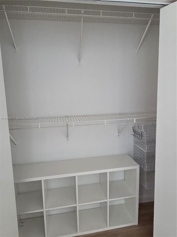 850 N Miami Ave W-605, Miami, FL 33136