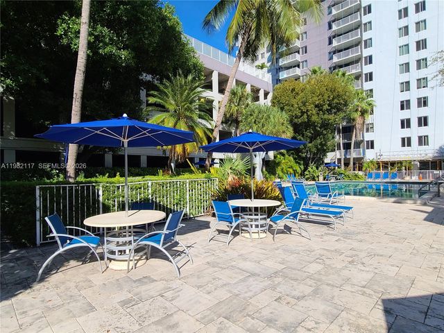 850 N Miami Ave W-605, Miami, FL 33136