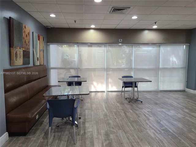 850 N Miami Ave W-605, Miami, FL 33136