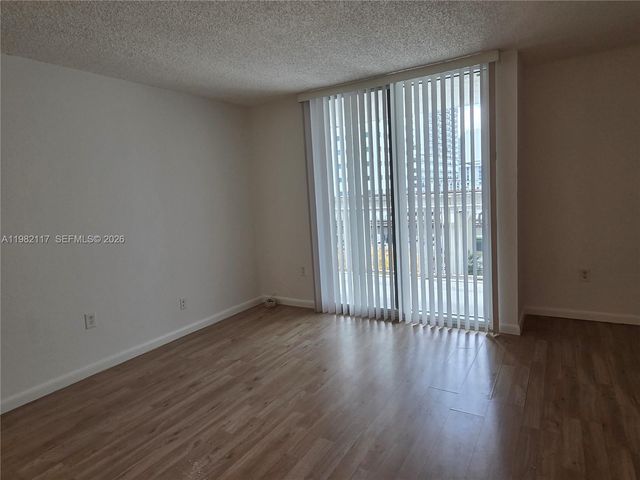 850 N Miami Ave W-605, Miami, FL 33136