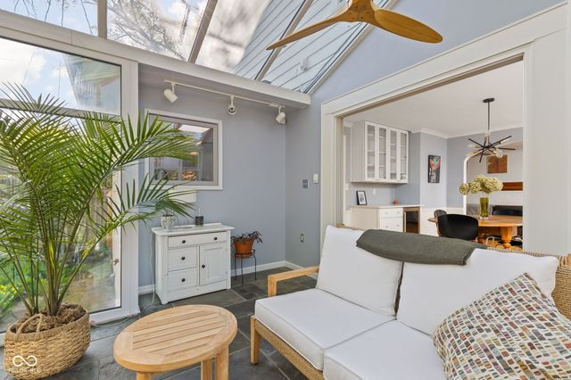 618 E 48th Street, Indianapolis, IN 46205