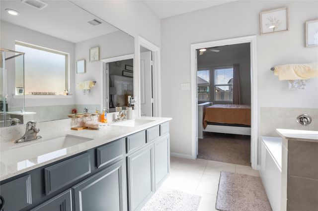 3039 Daw Boardwalk Drive, La Porte, TX 77571