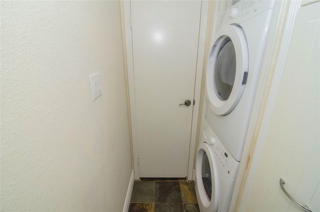 2750 Holly Hall Street 901, Houston, TX 77054