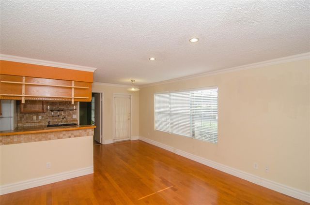 2750 Holly Hall Street 901, Houston, TX 77054