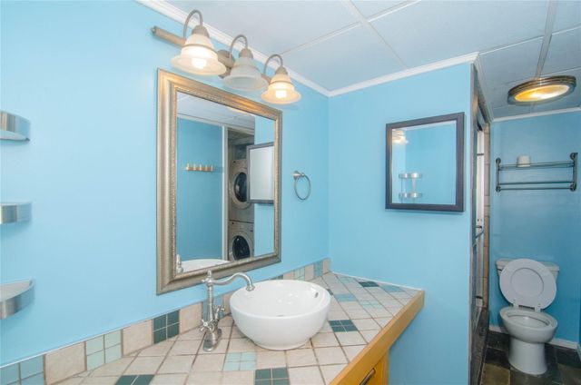 2750 Holly Hall Street 901, Houston, TX 77054