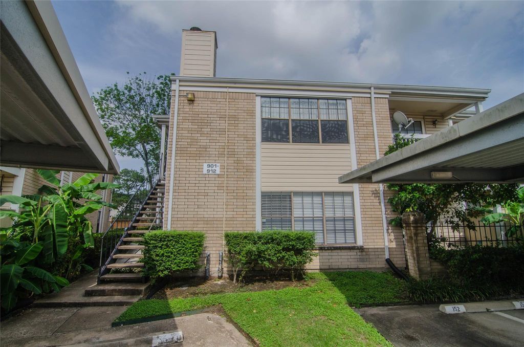 2750 Holly Hall Street 901, Houston, TX 77054